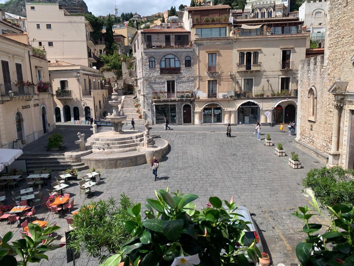 דירות טאורמינה Casa Antica Savoia מראה חיצוני תמונה