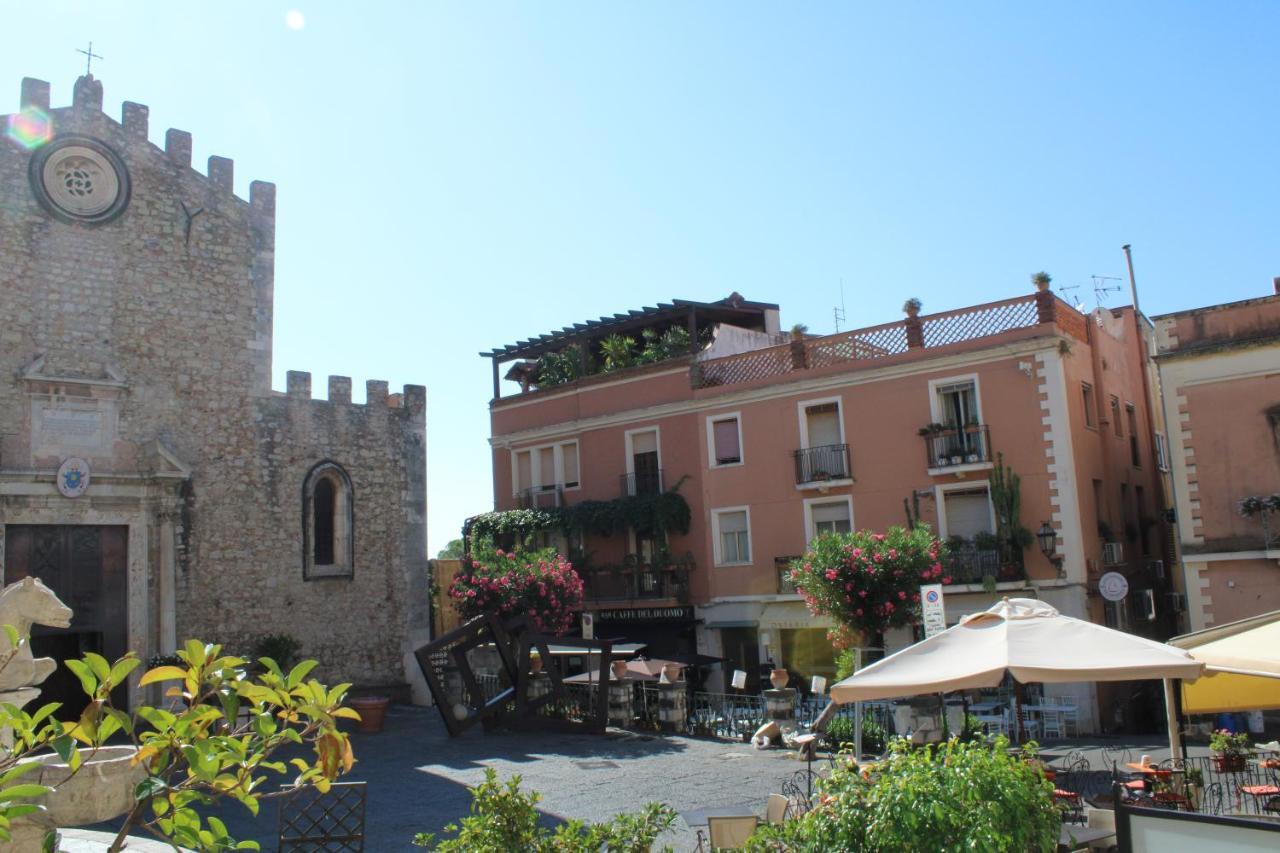 דירות טאורמינה Casa Antica Savoia מראה חיצוני תמונה
